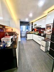 Blk 932 TAMPINES PALMSPRING (Tampines), HDB 5 Rooms #588243211